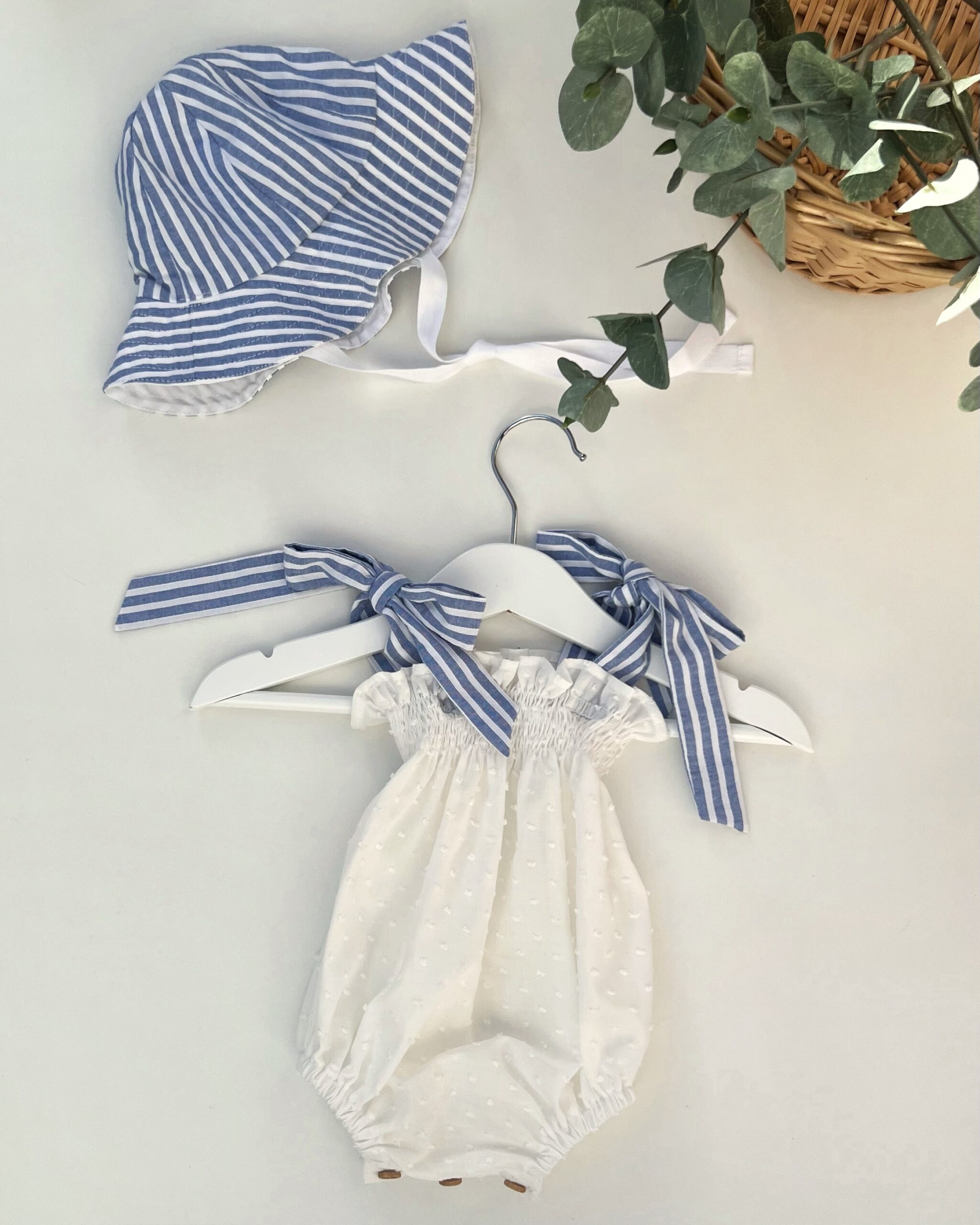 Gorro de sol barbate talla 3-6 m - Imagen 2